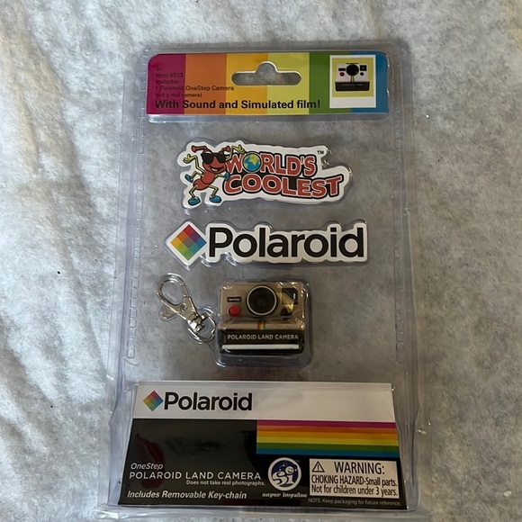 World’s coolest (and smallest) Polaroid keychain stocking stuffer - Picture 1 of 6